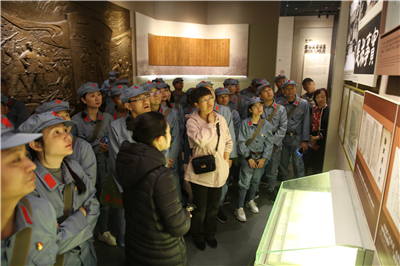 培训学员_博物馆现场教学